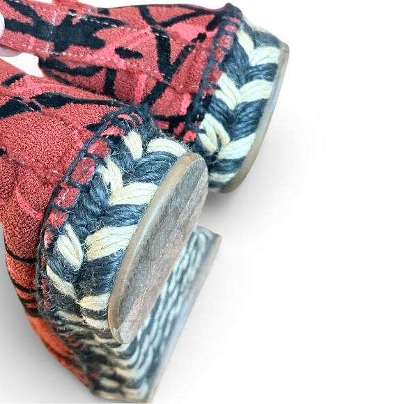 Proenza Schouler red, black, and coral scribble-print crepe espadrilles - Picture 7 of 7